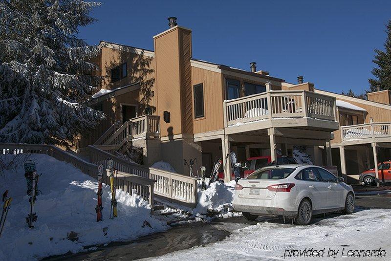 Hotel Snowcrest Snowshoe Exterior foto
